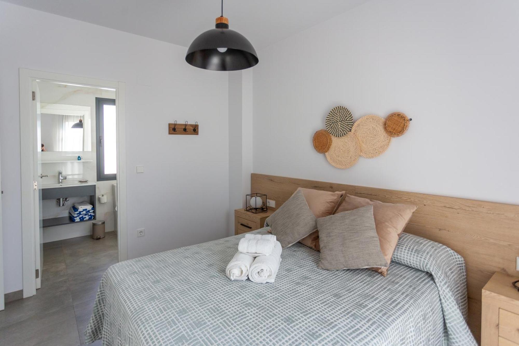 Oliva Suites *